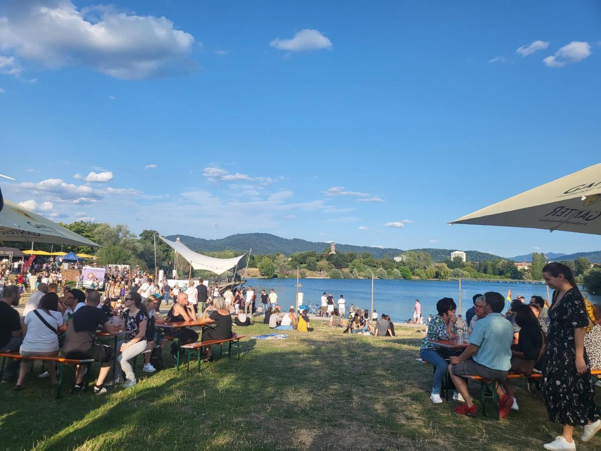 Ferienwohnung Am Seepark Freiburg im Breisgau Buitenkant foto